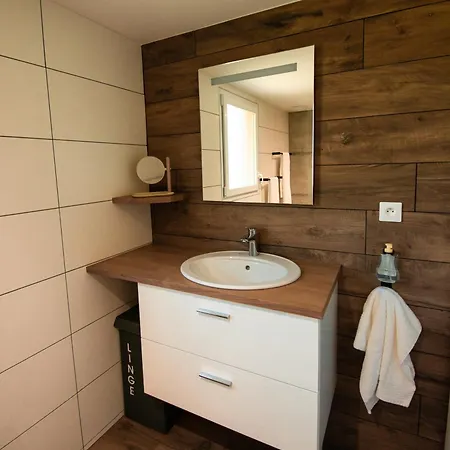 Maison Renovee 6 Pers, Au Calme * Oisseau