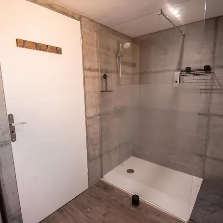 Holiday home Maison Renovee 6 Pers, Au Calme